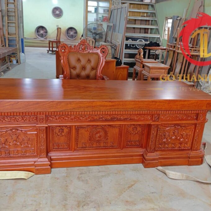 Kệ Tivi Gỗ Tự Nhiên Giá Rẻ