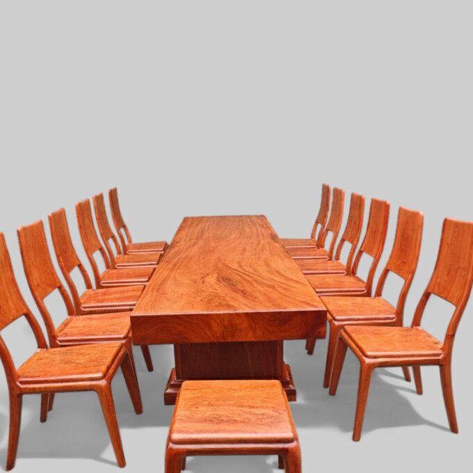 Bộ bàn ăn nhà mái thái