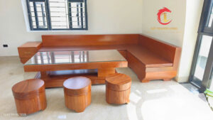 Bàn ăn gỗ gõ đỏ Pachy cho biệt thự ở Bắc Ninh