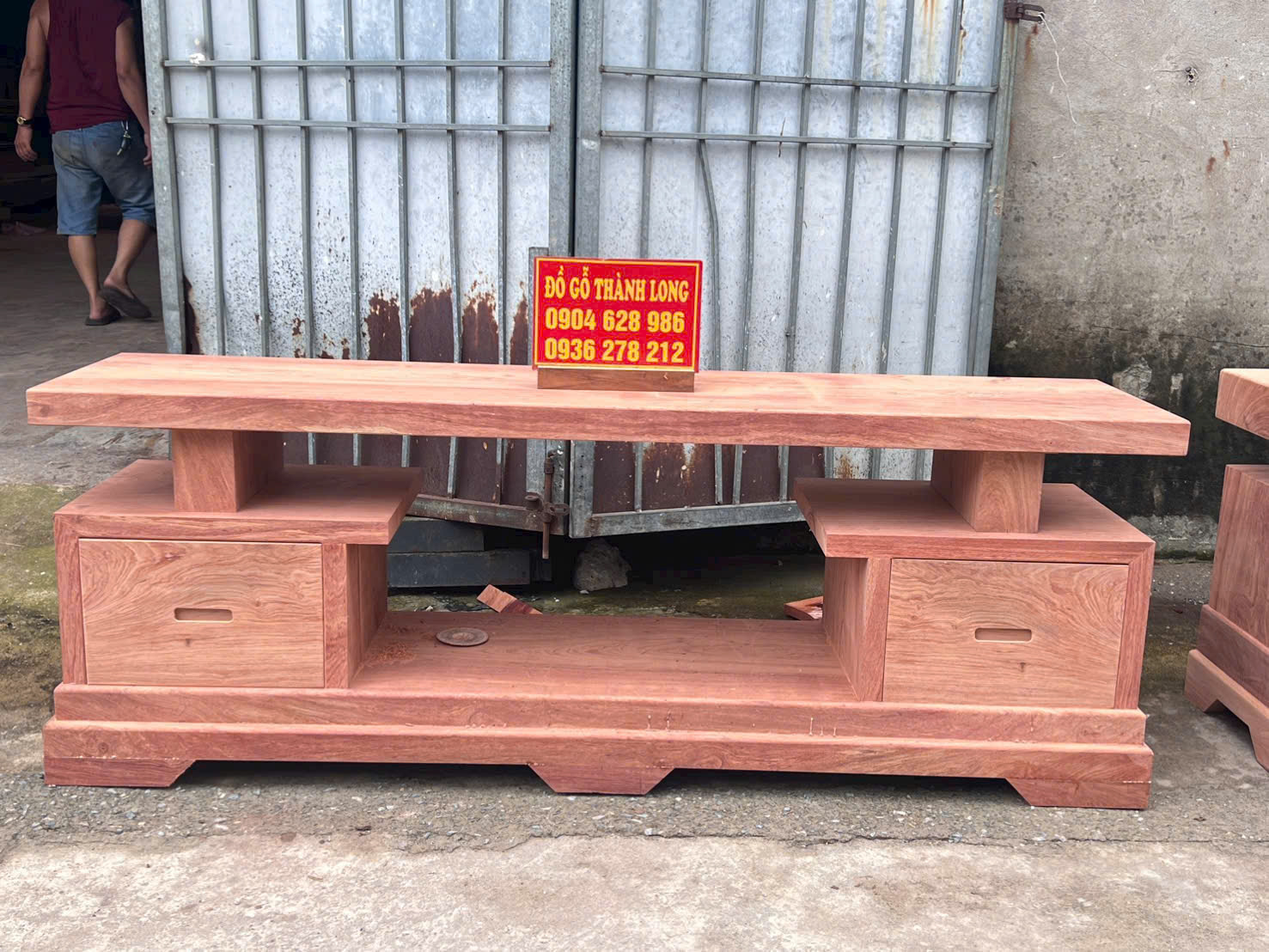 Kệ Tivi Gỗ Mộc Đơn Tại Hà Nội