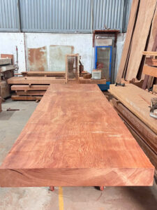 Tấm Gỗ Nguyên Khối Hương Đá Dài 3m
